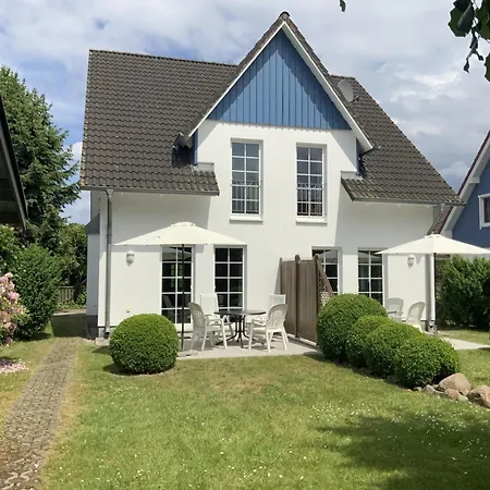 Vakantiehuis Ostseehaus 2 *