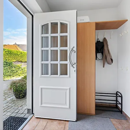 Ostseehaus 2 בית נופש